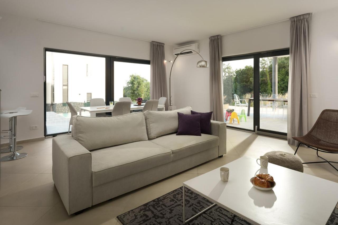 Sea View Villa Cala Royal Krnica Εξωτερικό φωτογραφία