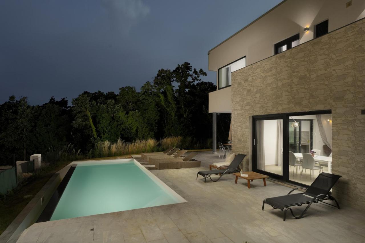 Sea View Villa Cala Royal Krnica Εξωτερικό φωτογραφία